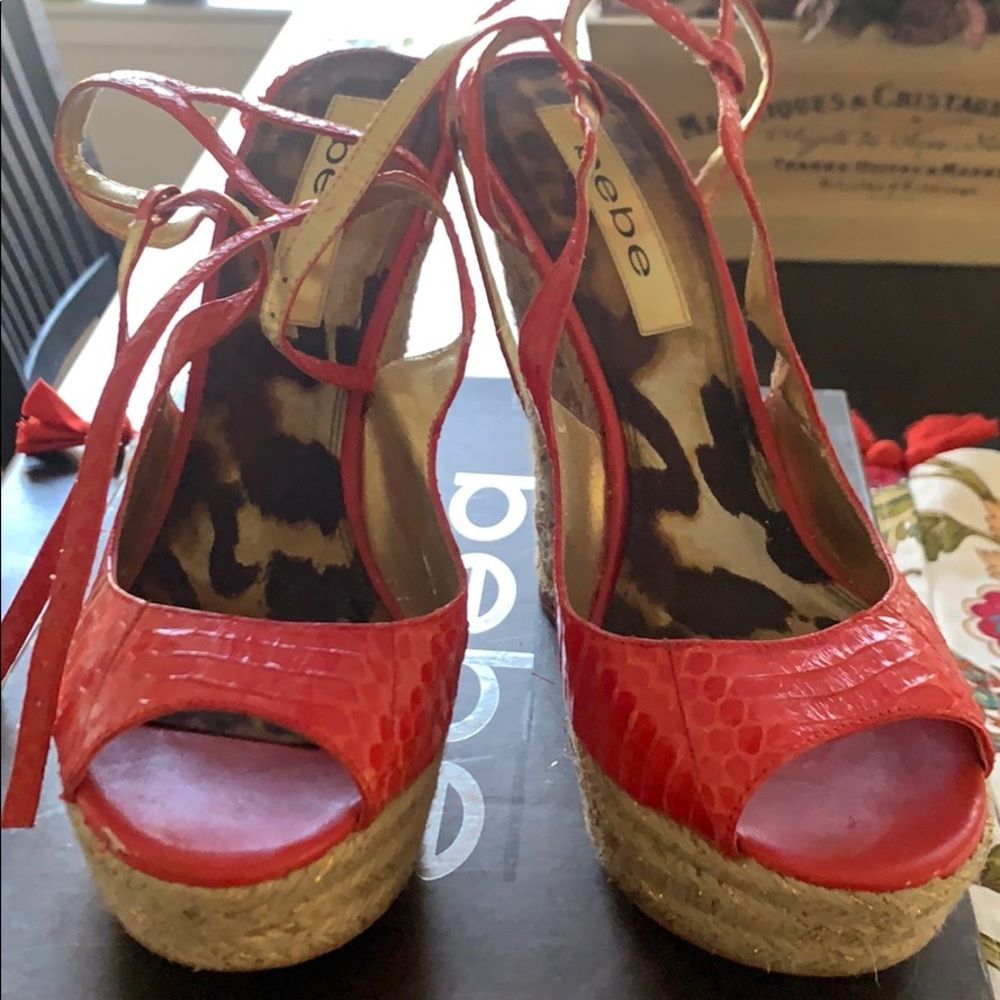 Avery Wedge